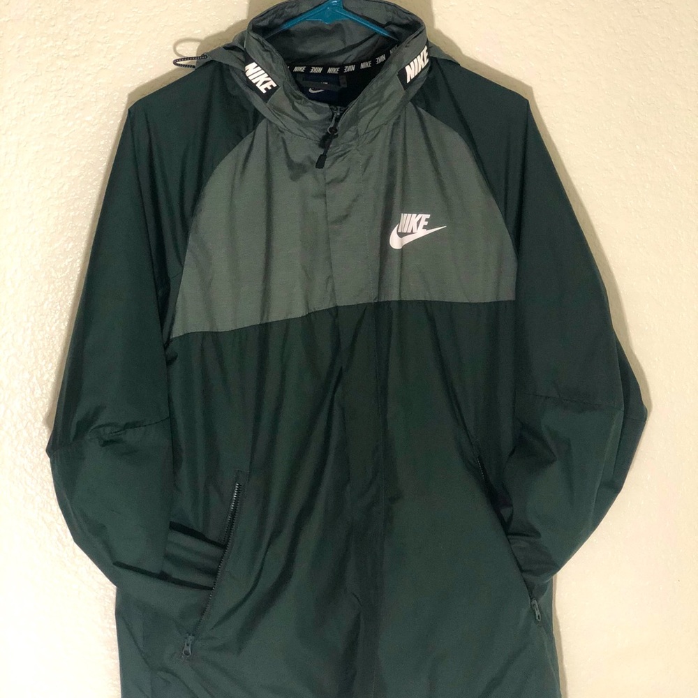 Men’s Nike jacket